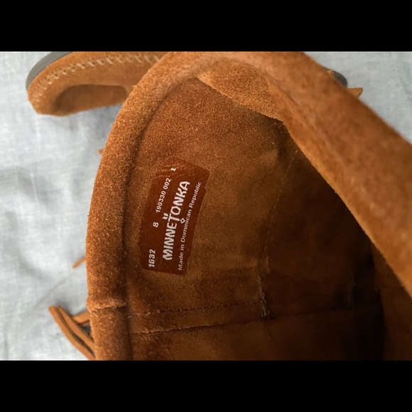 Minnetonka 3-Layer Fringe Boots - Picture 3 of 5